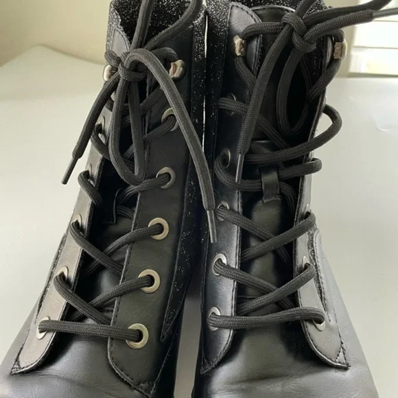 Daisy Fuentes Women's Black Combat Boots Size 11 - Picture 5 of 9